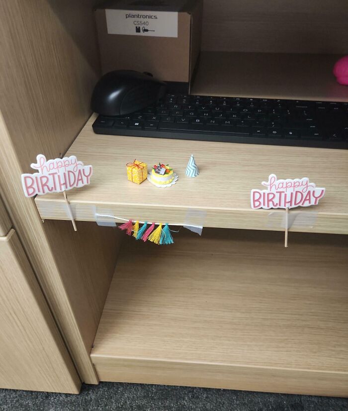 I Asked My Coworkers To Not Do Huge Decorations On My Desk