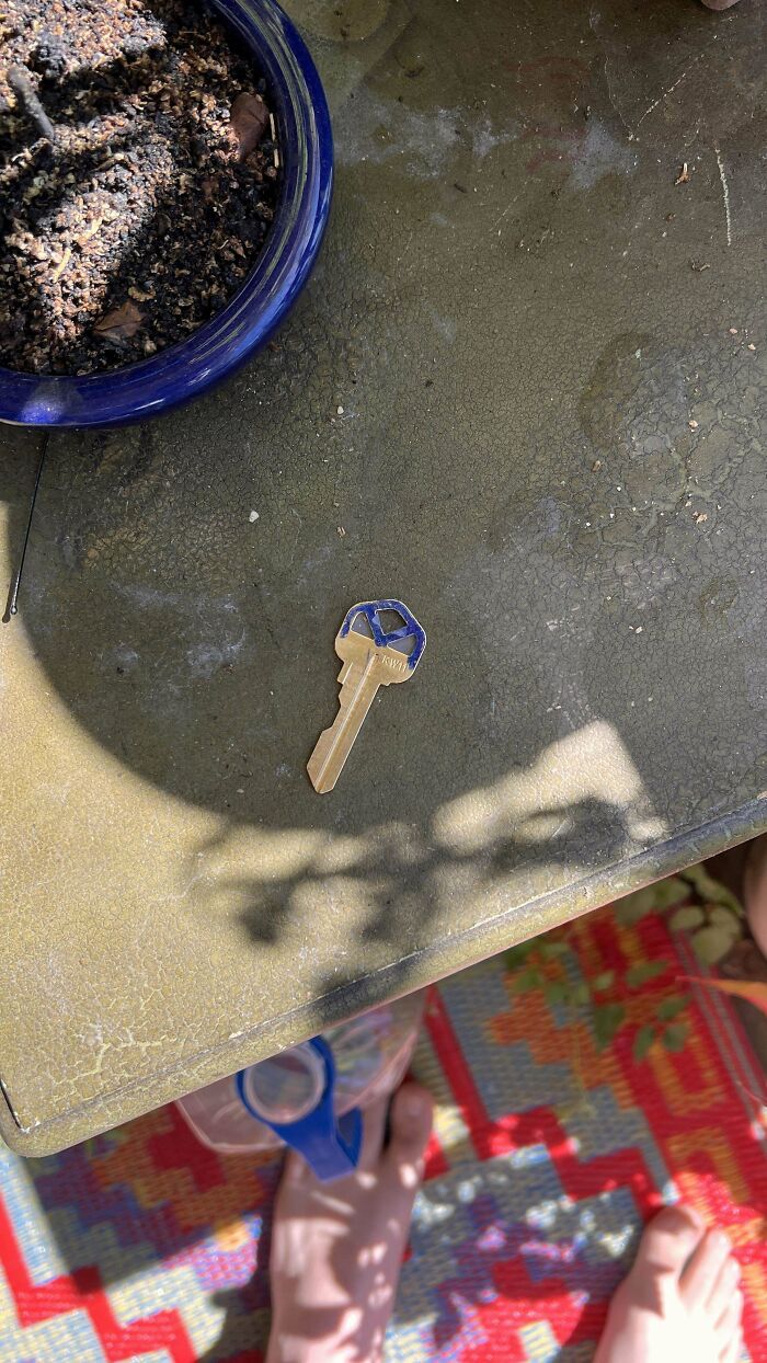 So This Random Uncut Key Appeared On My Porch This Morning