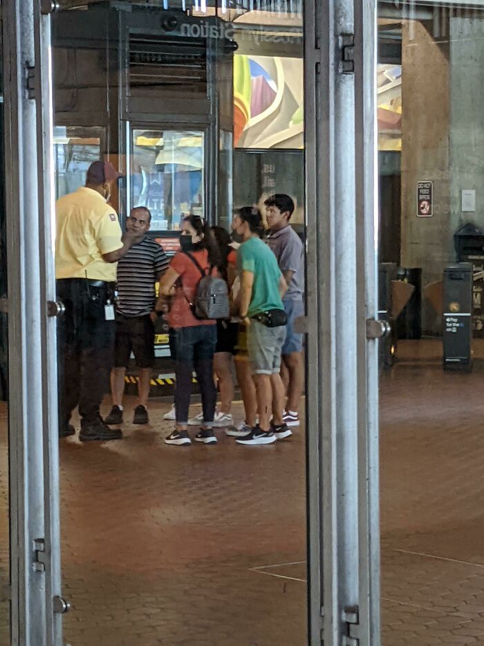 Jerk Tourists In Rosslyn Near Dc. Emergency Stopped Very Long Escalator With People On It During Rush Hour To Take Group Photo, Then Moved To Working Escalator. Needed Transit Worker To Explain Why That Was Wrong