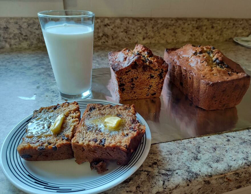 Spent A Couple Years Homeless, Until Recently. I'm Not Much Of A Baker And This Isn't Nearly As Impressive As A Lot Of Posts Here. But Now That I Have Access To A Kitchen, Here's My First Chocolate Chip Banana Bread In Quite Some Time