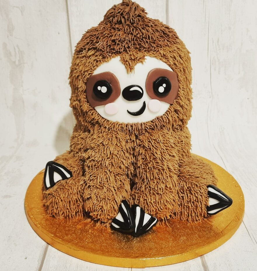 Someone Requested A Sloth Cake And I Absolutely Thought It Would Be A Disaster But I'm So Pleased With It 