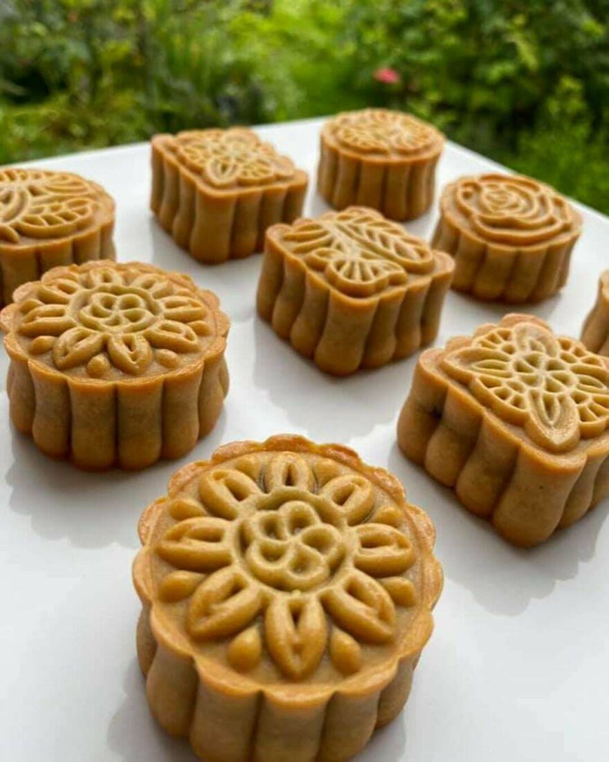 Made More Mooncakes. There Are Filled With Homemade Pineapple Paste. I've Added A Photo Of Them Cut In Half Too This Time!