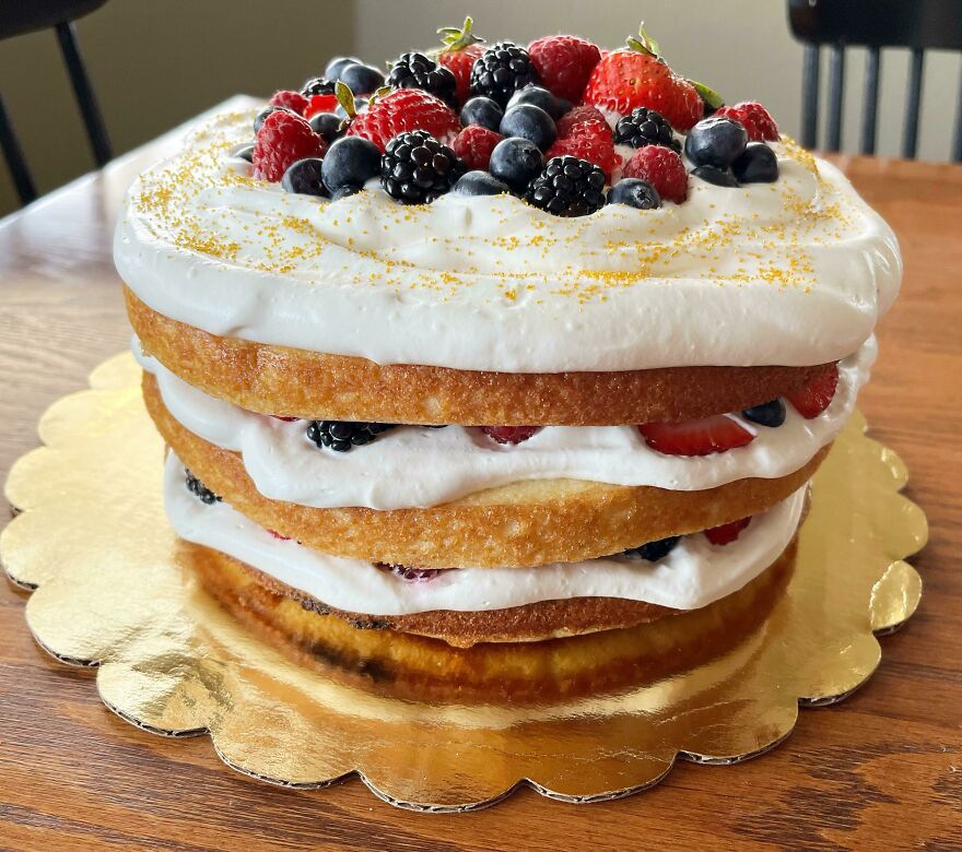 I’d Like To Present This Cake For My Cake Day