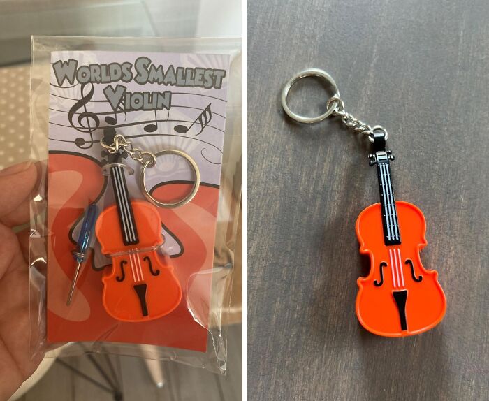 Sarcasm In A Symphony: Munnygrubbers' Smallest Violin Keychain, Meme Magic!