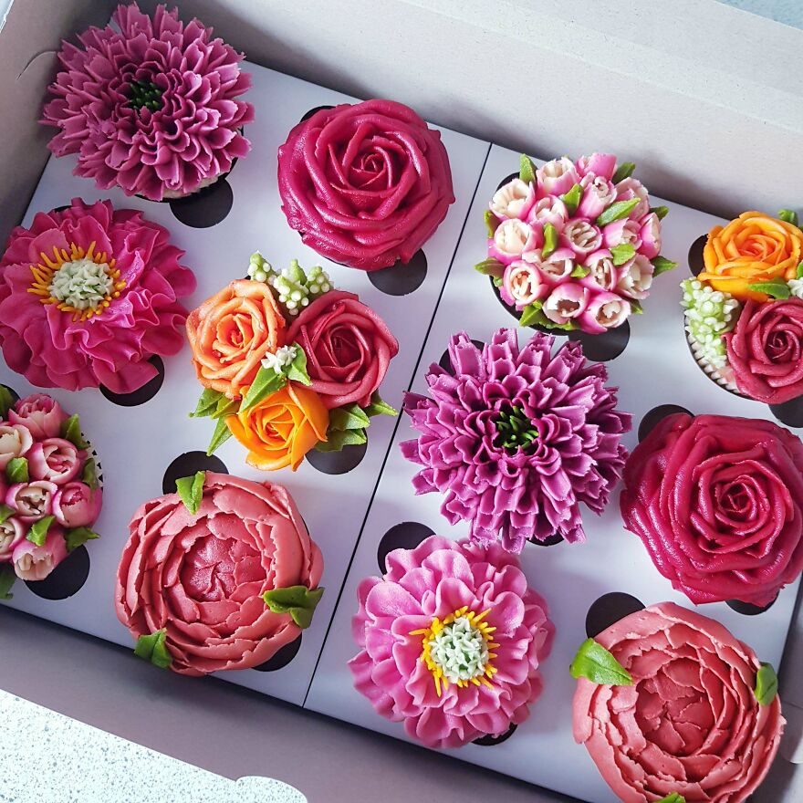 I Run A Baking Business From Home And Make Buttercream Flowers From Time To Time