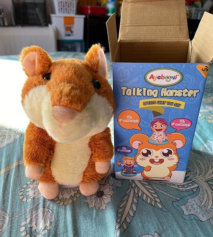 Chat And Giggle: The Talking Hamster that Echoes Your Words!