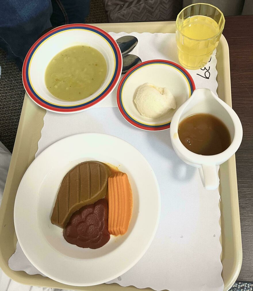 Puréed 'Roast Dinner With Gravy' Served To My Dad In Hospital
