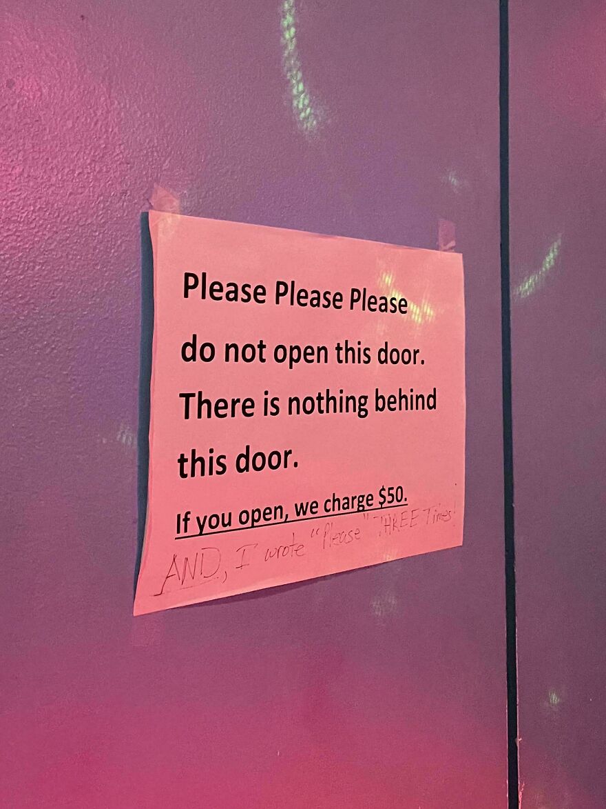 This Sign In A Karaoke Room Imploring Patrons Not To Open A Door