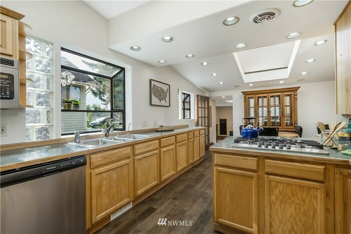 But I Wanna Be Where The Lights Are Shining On Me