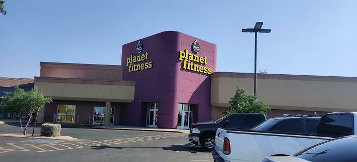 Planet Fitness In A Former Circuit City. Phoenix, Az