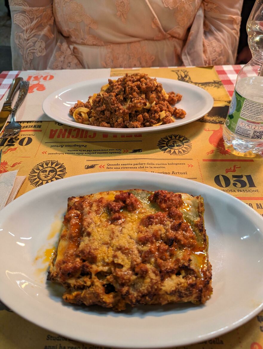Best Lasagna I've Ever Had - Bologna, Italy 🇮🇹