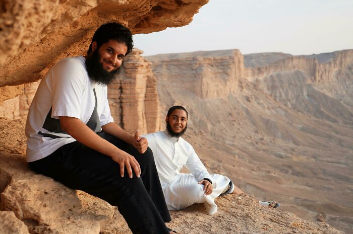Estos amigos saudíes me hicieron una foto, y yo les hice una foto a ellos, pero olvidamos darnos los emails