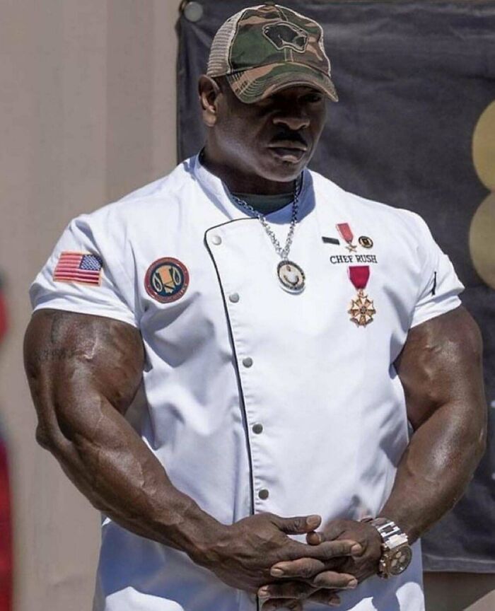 White House Chef Andre Rush Is An Absolute Unit. He Has Cooked For Clinton, Bush, Obama, And Trump