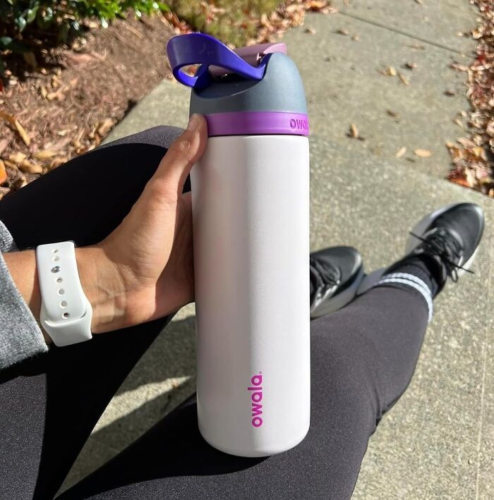 Stay Hydrated On The Go With The FreeSip Insulated Stainless Steel Water Bottle