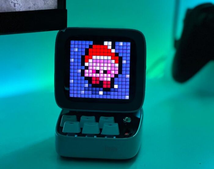 Blast Back To The Future With Divoom Ditoo : The Ultimate Retro Pixel Art Speaker!