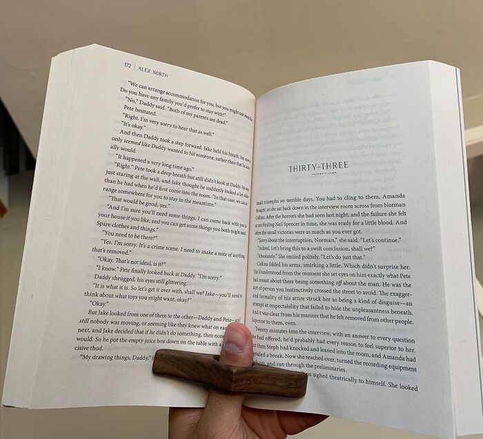 Enjoy Reading With A Book Page Holder: Keep Your Pages Open And Secure For Comfortable Reading