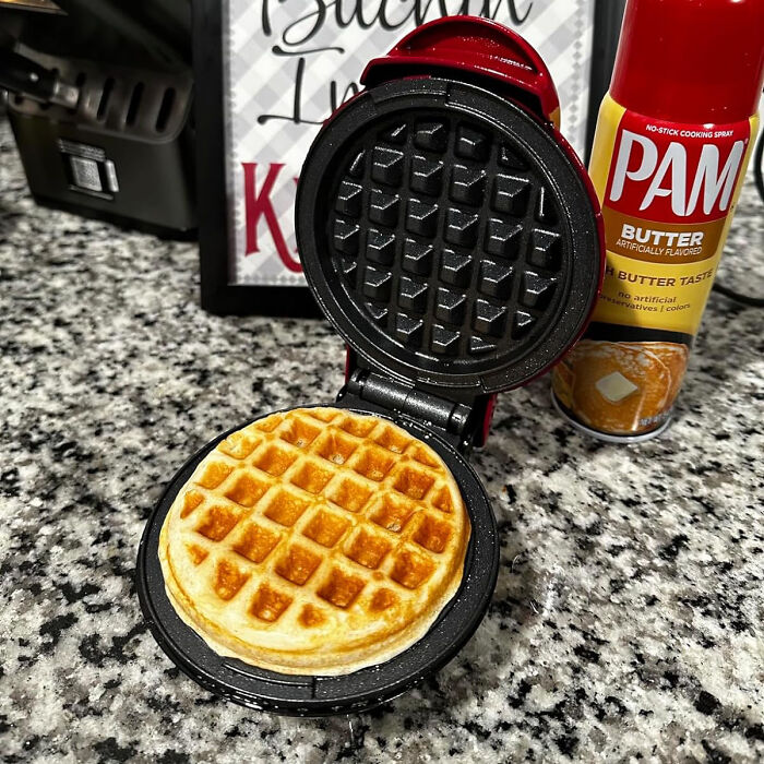  Mini Maker : Perfectly Portioned Waffles, Hash Browns, And Keto Chaffles - Effortless Cooking With Non-Stick Surfaces!