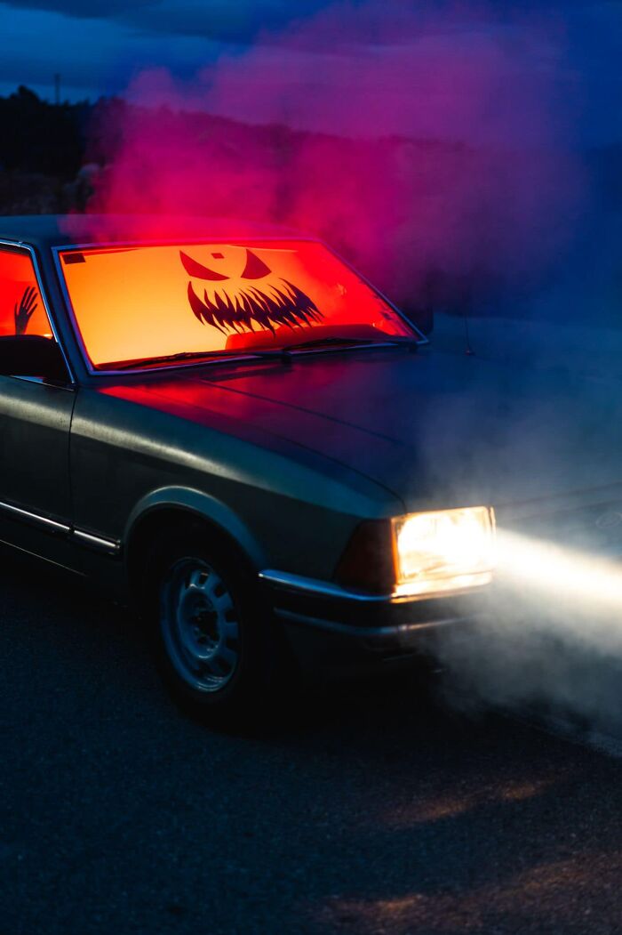 “Magic Door”: Top 10 Most Viral Reels Created By This Photographer “Magic Door”: Top 10 Most Viral Reels Created By This Photographer