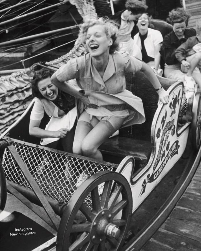 Fair Fun 1930s Two Young Women Enjoying Themselves On The ' Caterpillar ' Ride At Southend Fair, Essex, October 1938 ... Photo By Kurt Hutton