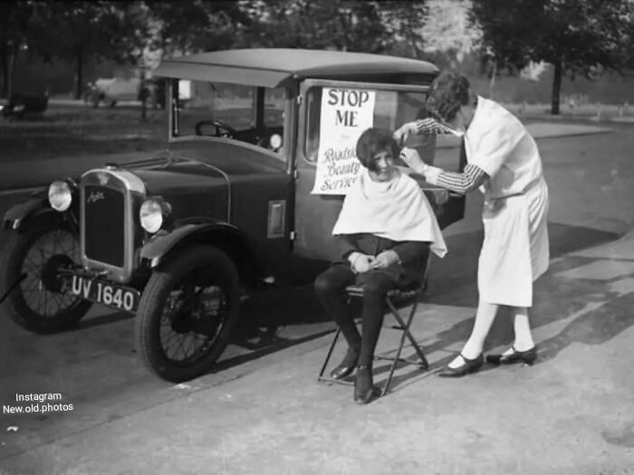 Travelling Hairdresser ' Stop Me ' The Entrepreneurial Spirit Was Alive And Well Back In The 1920's As This Enterprising Young Lady Demonstrates With Her Traveling Hairdresser Business
