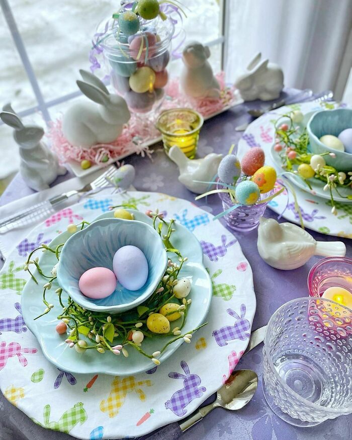 Easter Tablescape Using Gingham Bunny Charger Covers
