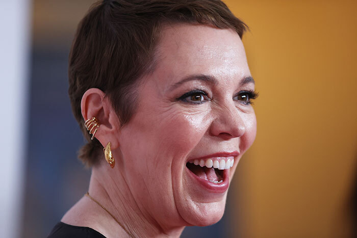 Olivia Colman Calls Out Gender Pay Gap In Hollywood: "If I Was Oliver Colman, I’d Be Earning A F--- Of A Lot More" Olivia Colman Calls Out Gender Pay Gap In Hollywood: "If I Was Oliver Colman, I’d Be Earning A F--- Of A Lot More"