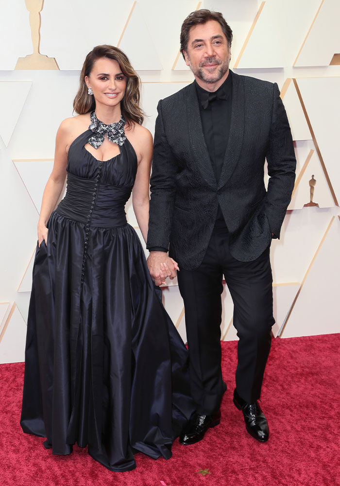 Penélope Cruz Shares “Sacred Rule” She Keeps To Protect Her Kids From The Public Eye Penélope Cruz Shares “Sacred Rule” She Keeps To Protect Her Kids From The Public Eye