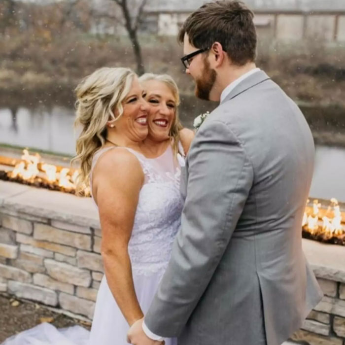 Conjoined Twins Brittany and Abby Fire Back At Negative Comments On Abby’s Marriage To Josh Conjoined Twins Brittany and Abby Fire Back At Negative Comments On Abby’s Marriage To Josh