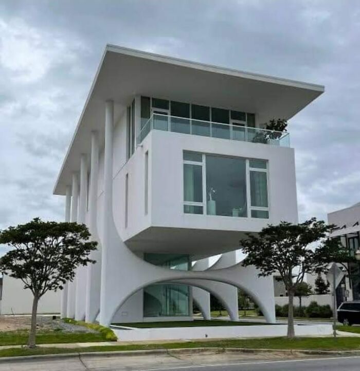 A Good Friend Of Mine Discovered This In Florida. I Wonder What Would Oscar Niemeyer Say About It?