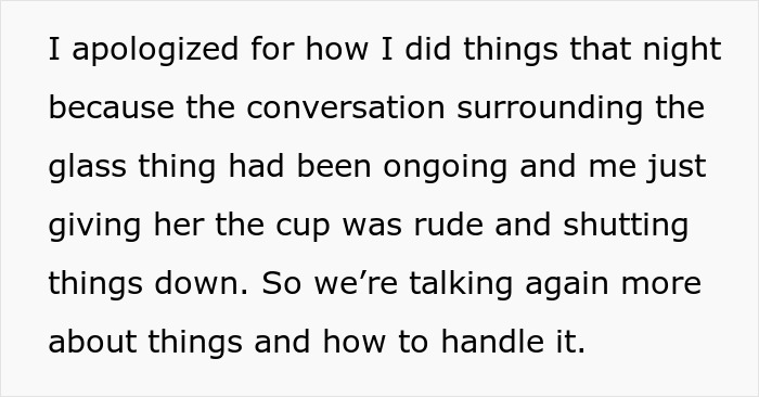GF Keeps Breaking Glass Cups Every Time She’s At SO’s Home, They Ban Her From Using Them GF Keeps Breaking Glass Cups Every Time She’s At SO’s Home, They Ban Her From Using Them