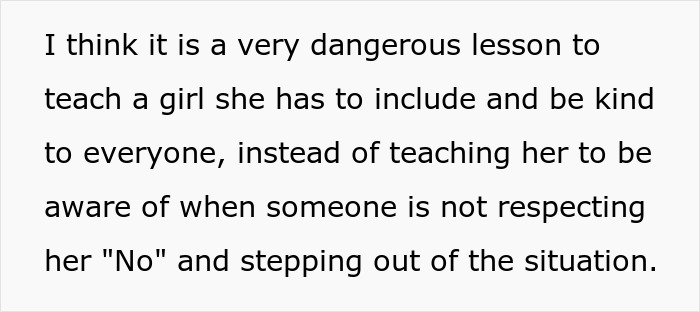 Pupil Keeps Harassing Female Classmates, Teacher Pays No Heed, Mom Shuts It Down With Other Parents Pupil Keeps Harassing Female Classmates, Teacher Pays No Heed, Mom Shuts It Down With Other Parents