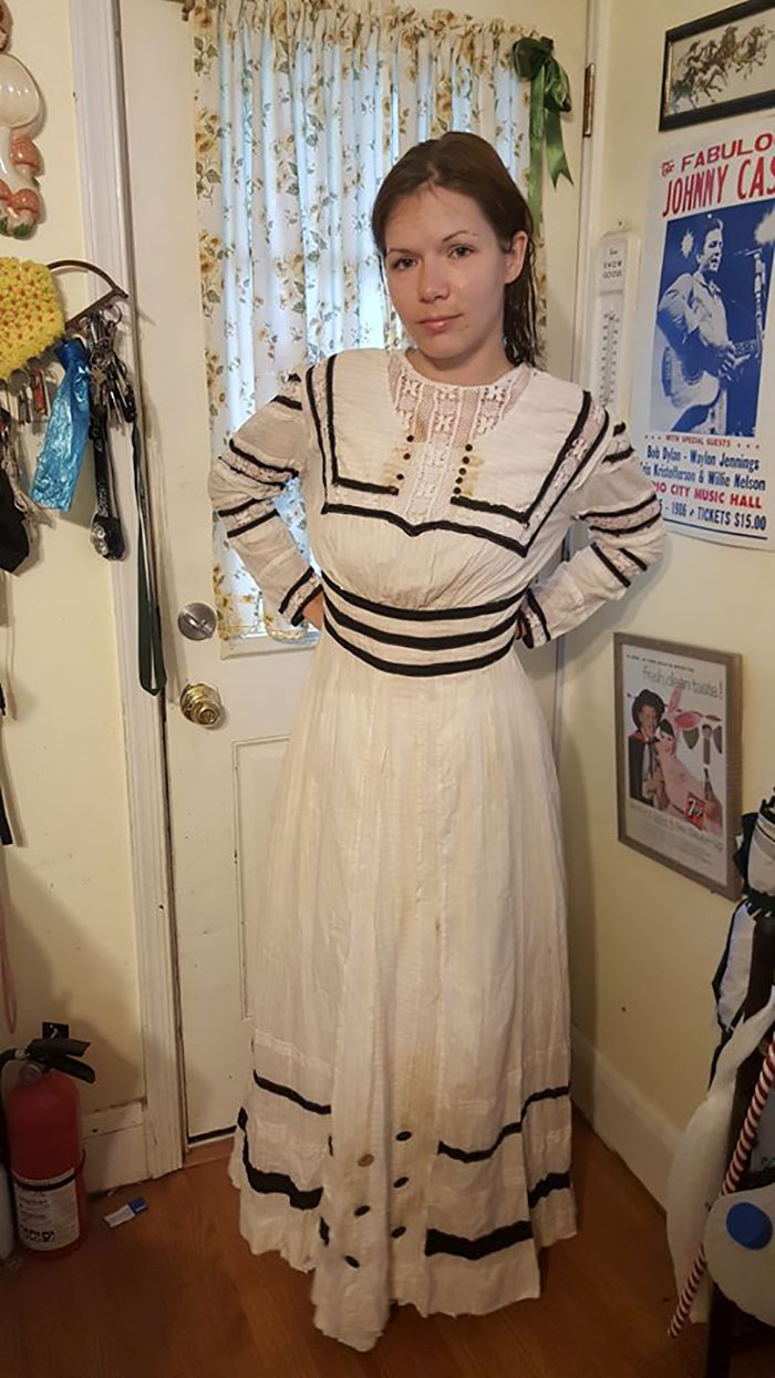 While Cleaning Out A Old Farmhouse My Girlfriend And I Found A Trunk Full Of Early 1900's Clothing. This Dress Was On The Bottom And In The Best Shape