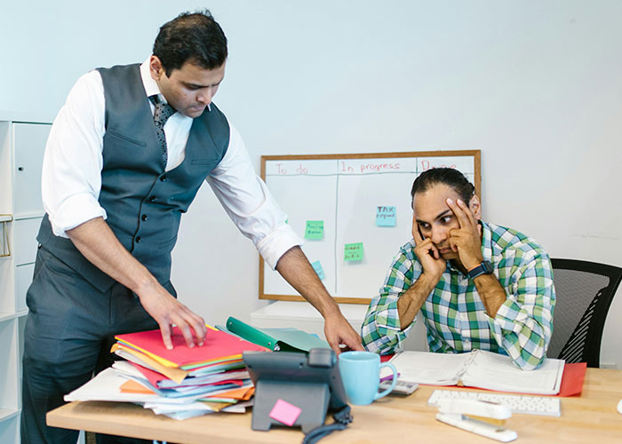 Boss Decided To Fire Good Employee Because They Refused To Come In On The Weekend Boss Decided To Fire Good Employee Because They Refused To Come In On The Weekend