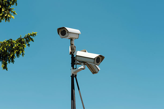 Jerk Boss Mocks Employee For Taking First Half A Day Off In 10 Months, It Backfires Jerk Boss Mocks Employee For Taking First Half A Day Off In 10 Months, It Backfires