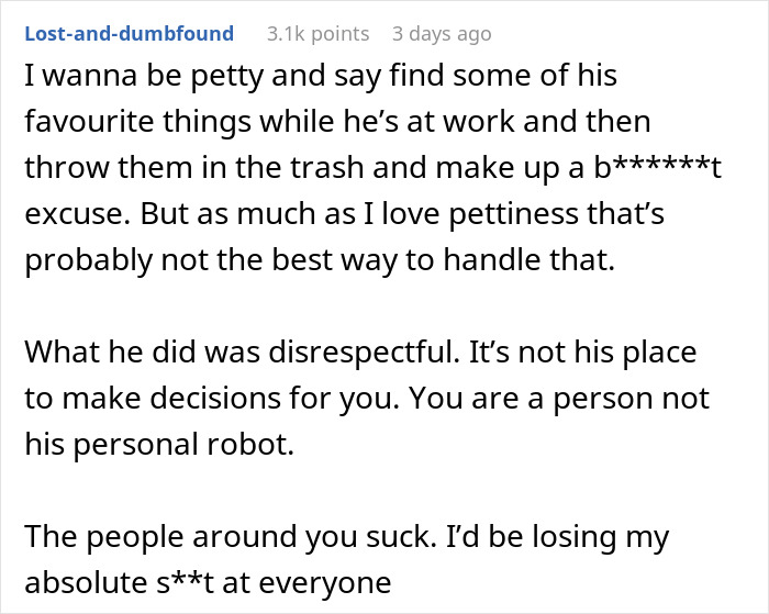 "I Feel Disrespected But Everyone Agrees With Him": Husband Throws Out Wife's Clothes "I Feel Disrespected But Everyone Agrees With Him": Husband Throws Out Wife's Clothes