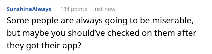 Restaurant Customers Upset At Having To See A Worker Eat At A Table Far Away From Them Restaurant Customers Upset At Having To See A Worker Eat At A Table Far Away From Them