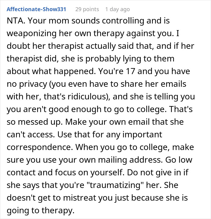 “I Yelled More Than I Ever Had”: Mom Hides News Of Dream College Acceptance Letter From 17 Y.O. “I Yelled More Than I Ever Had”: Mom Hides News Of Dream College Acceptance Letter From 17 Y.O.