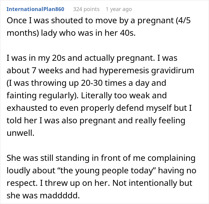 Person Refuses To Give Up Seats For The Pregnant And Elderly, Starts A Fierce Debate Person Refuses To Give Up Seats For The Pregnant And Elderly, Starts A Fierce Debate