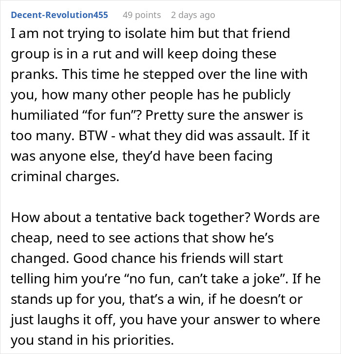 Man Tries Blaming GF For Prank Gone Wrong, Comes Crawling Back Next Day, Leaving Her Confused Man Tries Blaming GF For Prank Gone Wrong, Comes Crawling Back Next Day, Leaving Her Confused