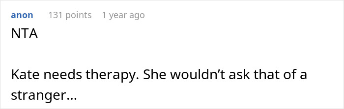 Woman Is Stunned When A Friend Asks Her To Cut Off Her Hair, Claiming It Reminds Her Of Her Trauma Woman Is Stunned When A Friend Asks Her To Cut Off Her Hair, Claiming It Reminds Her Of Her Trauma