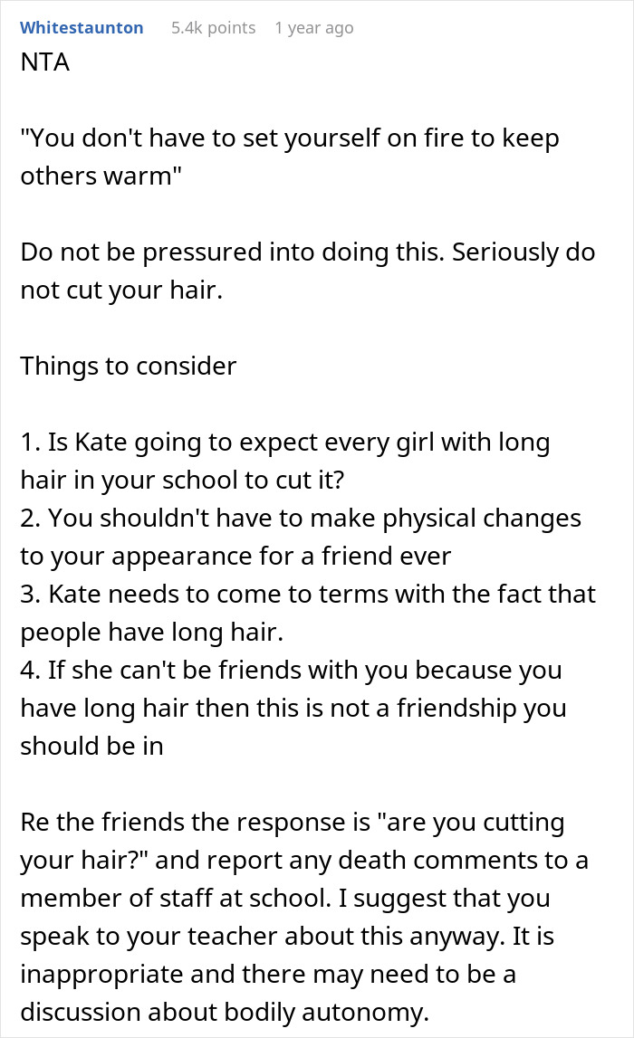 Woman Is Stunned When A Friend Asks Her To Cut Off Her Hair, Claiming It Reminds Her Of Her Trauma Woman Is Stunned When A Friend Asks Her To Cut Off Her Hair, Claiming It Reminds Her Of Her Trauma