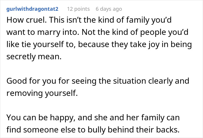 “Pass The Salad”: Silence Settles As Family Realize Woman’s BF Understood Their Insults Toward Him “Pass The Salad”: Silence Settles As Family Realize Woman’s BF Understood Their Insults Toward Him