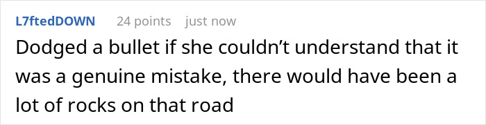Dude Opens Up About How He Ruined Relationship With Just One Typo While Texting, Seeks Support Dude Opens Up About How He Ruined Relationship With Just One Typo While Texting, Seeks Support