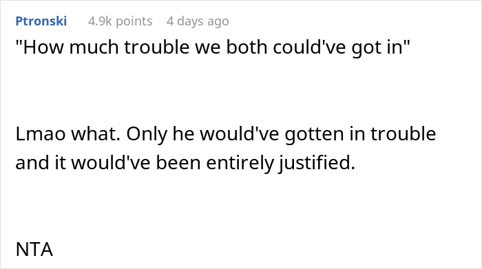 “I Called The Police”: Guy Can’t Stand GF’s Smell, Locks Her In The Bathroom For 3 Hours “I Called The Police”: Guy Can’t Stand GF’s Smell, Locks Her In The Bathroom For 3 Hours