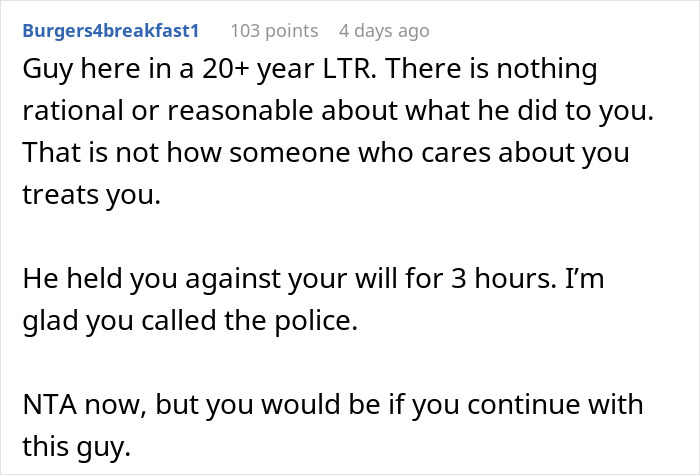 “I Called The Police”: Guy Can’t Stand GF’s Smell, Locks Her In The Bathroom For 3 Hours “I Called The Police”: Guy Can’t Stand GF’s Smell, Locks Her In The Bathroom For 3 Hours