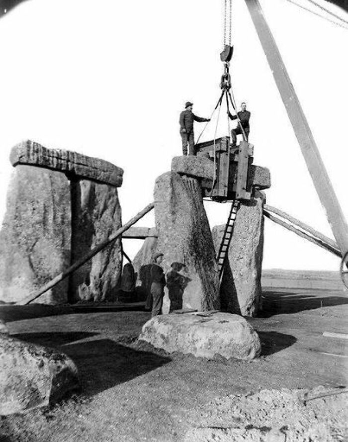 Reparaciones en Stonehenge, 1919