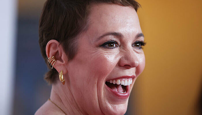 Olivia Colman Calls Out Gender Pay Gap In Hollywood: “If I Was Oliver Colman, I’d Be Earning A F— Of A Lot More”