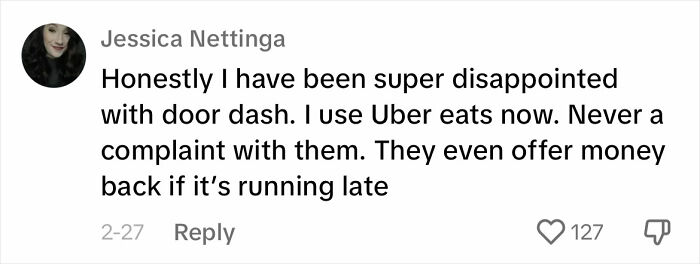 Delivery Driver Threw A Tantrum At Woman’s Door Because She Refused To Come Out To Take Her Order Delivery Driver Threw A Tantrum At Woman’s Door Because She Refused To Come Out To Take Her Order