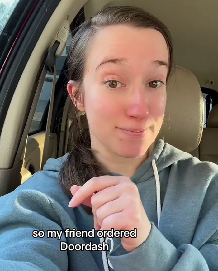 Delivery Driver Threw A Tantrum At Woman’s Door Because She Refused To Come Out To Take Her Order Delivery Driver Threw A Tantrum At Woman’s Door Because She Refused To Come Out To Take Her Order