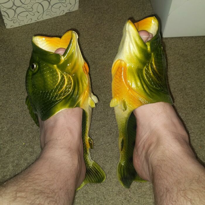 Make A Splash With Fish Slippers: Non-Slip Sandals For Fun In The Sun!